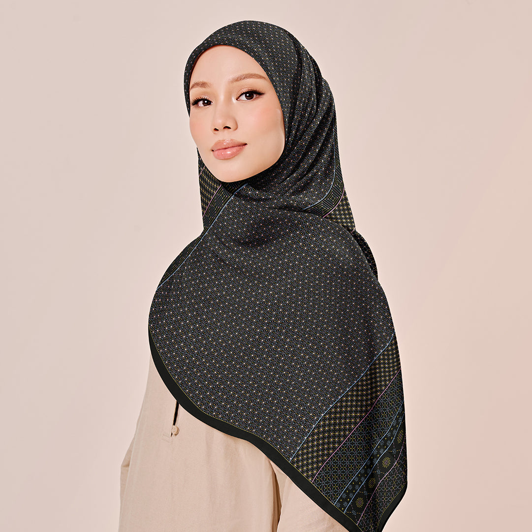 Sashiko in Black SQ
