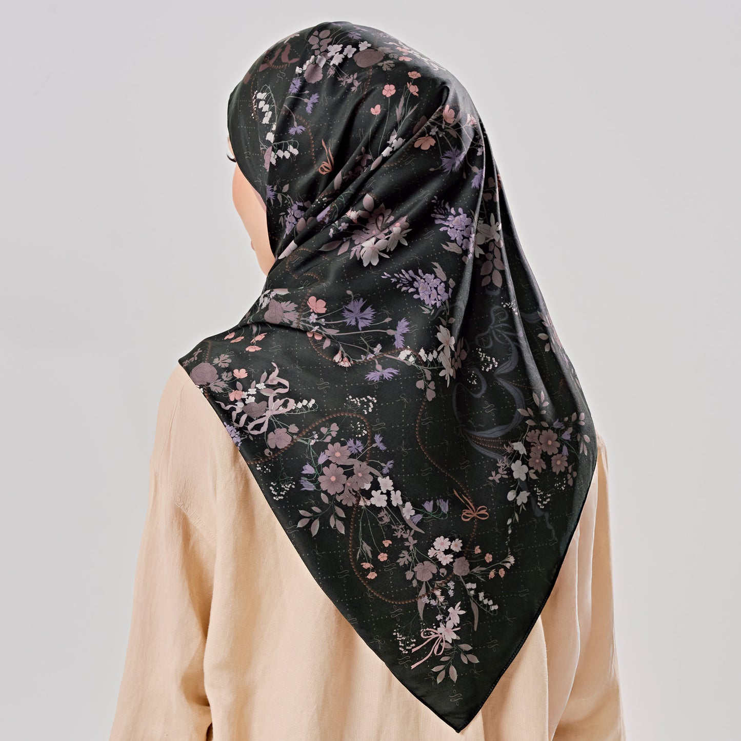Soiree in Black Currant