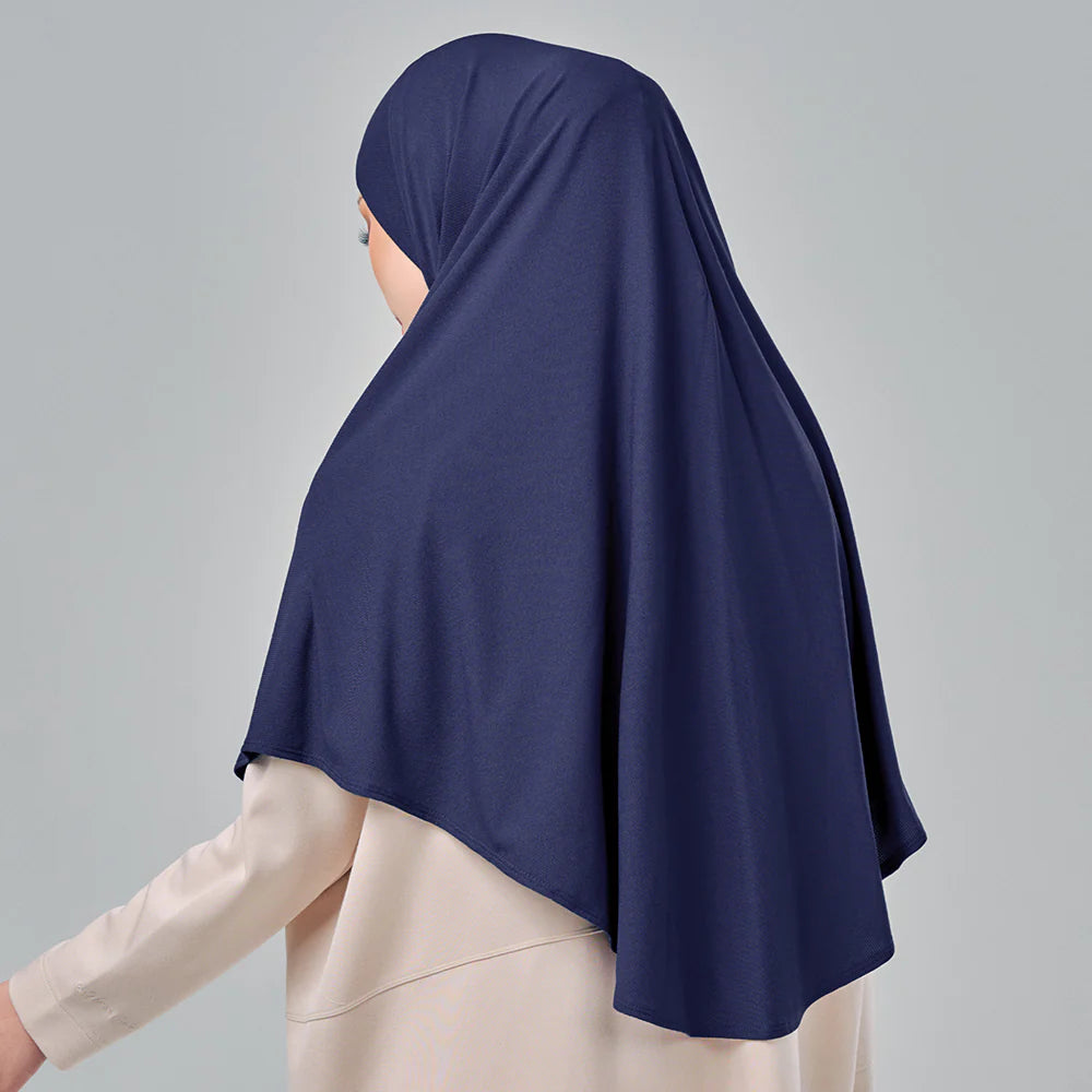 Najwa Sport: Khimar in Dark Blue