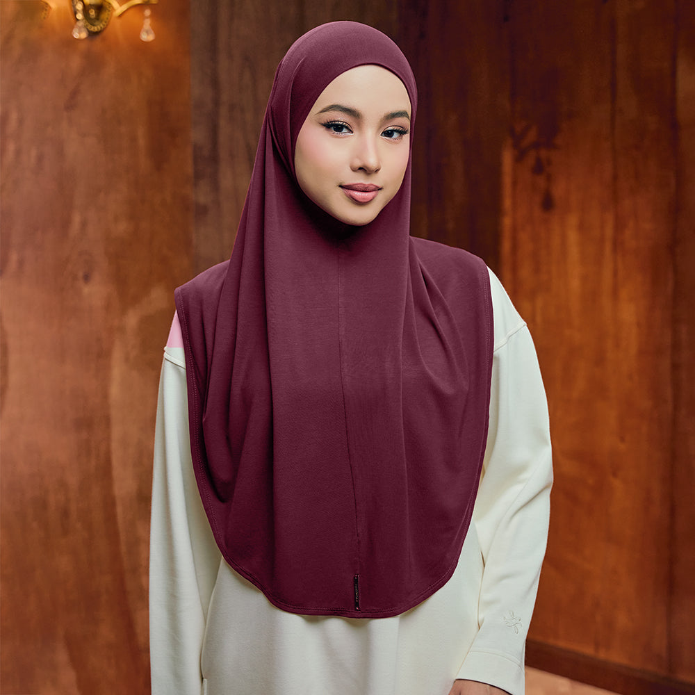 Safaa Basic in Pomegrante