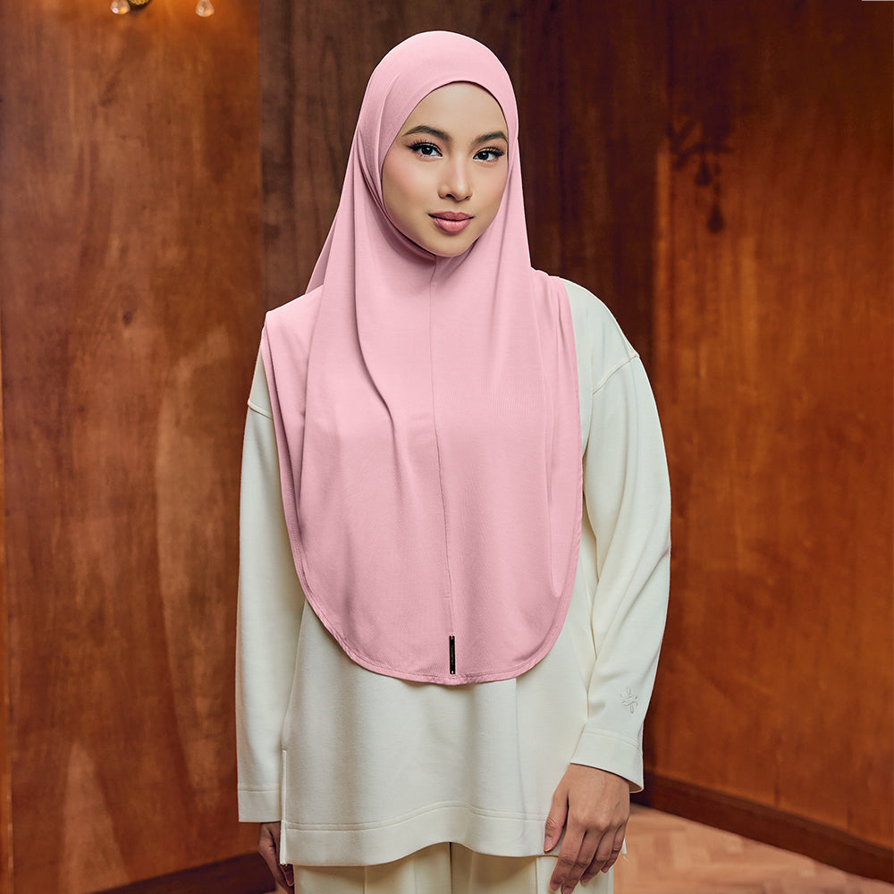 Safaa Basic in  Dazzle