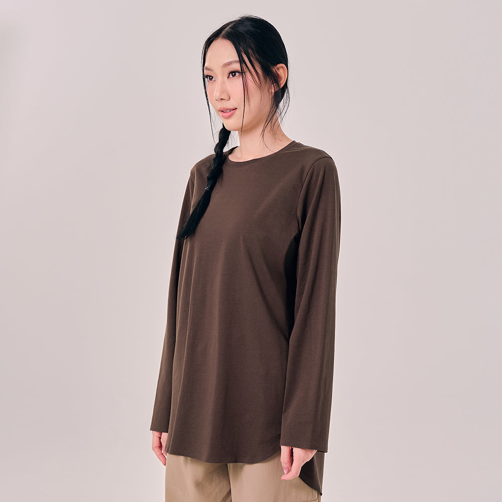 Athleisure Back Pleated Top in Dark Brown