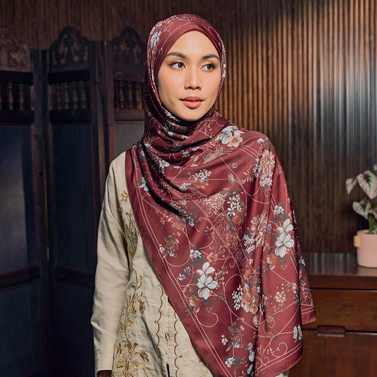 Laman in Dark Red