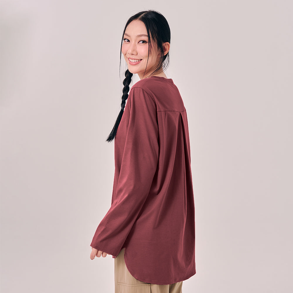 Athleisure Back Pleated Top in Rouge