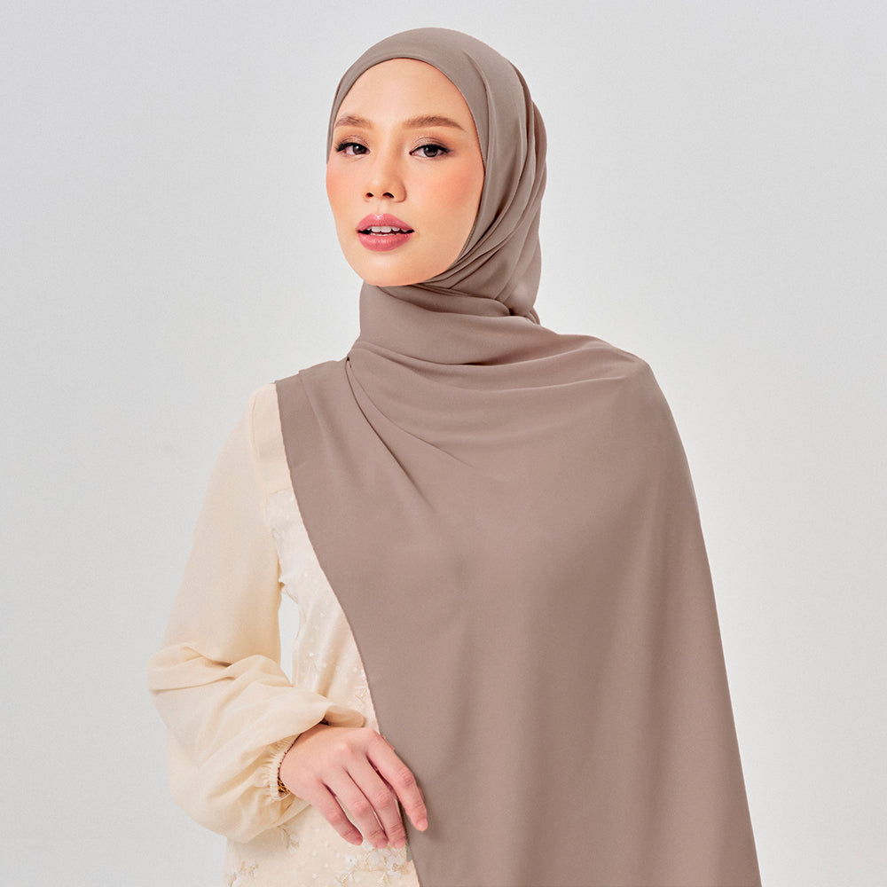 Niya Instant Shawl in Grain