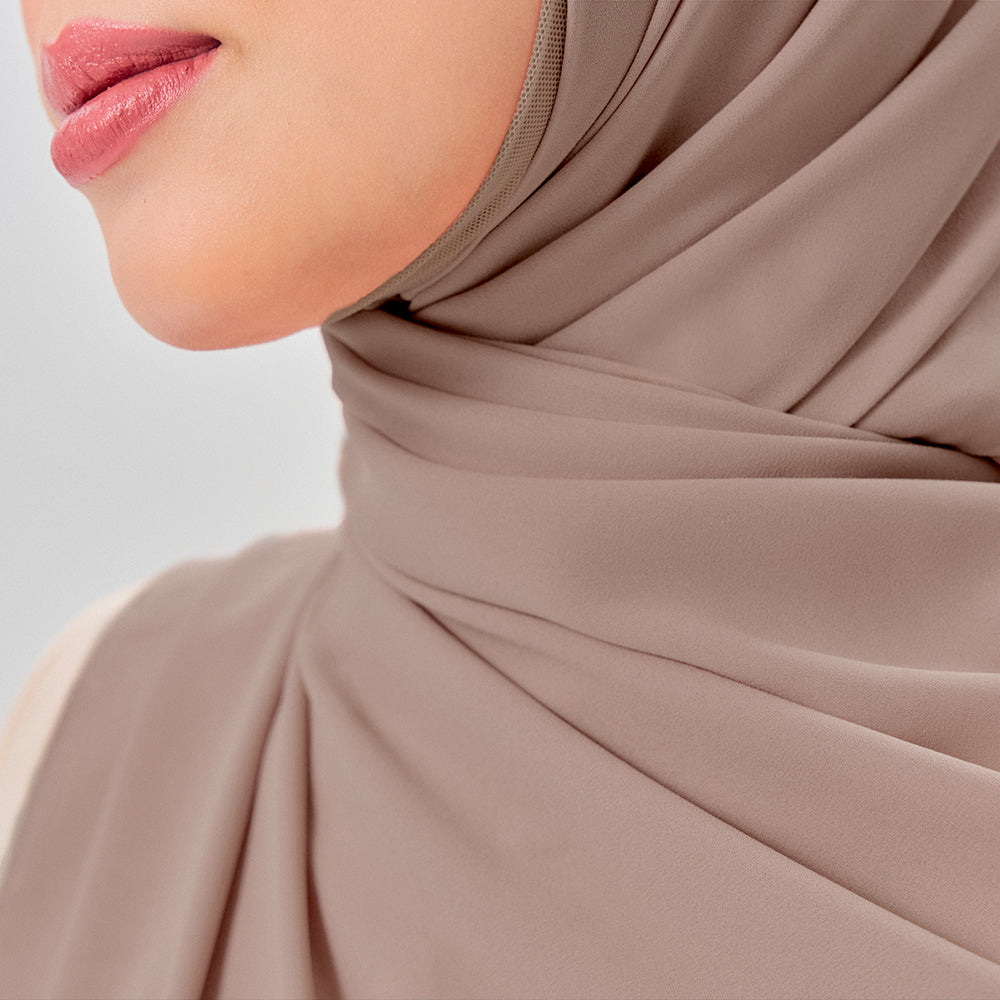Niya Instant Shawl in Grain