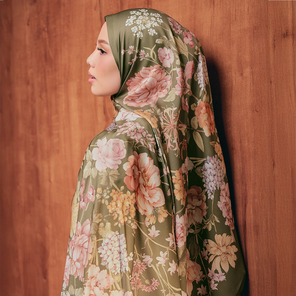 Le Heirloom in Olive
