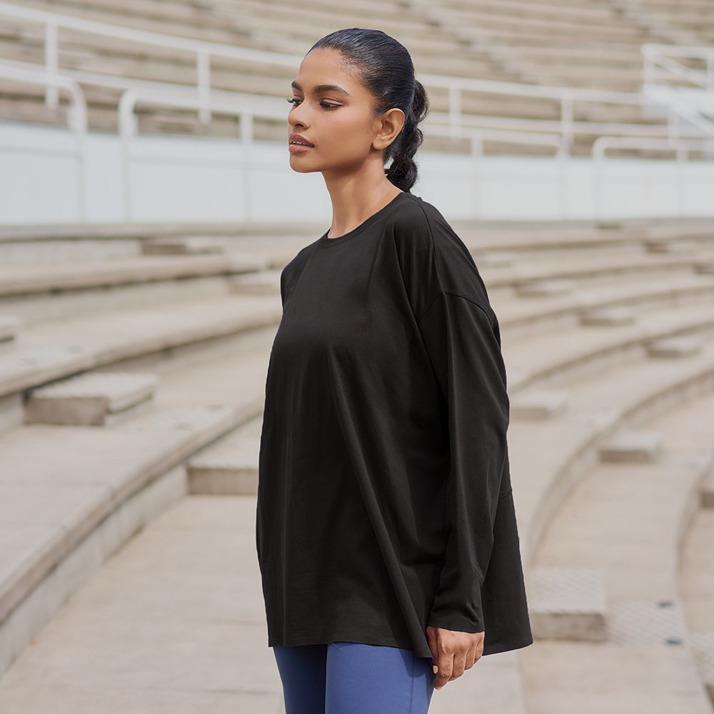 Athleisure Oversized Top in Black