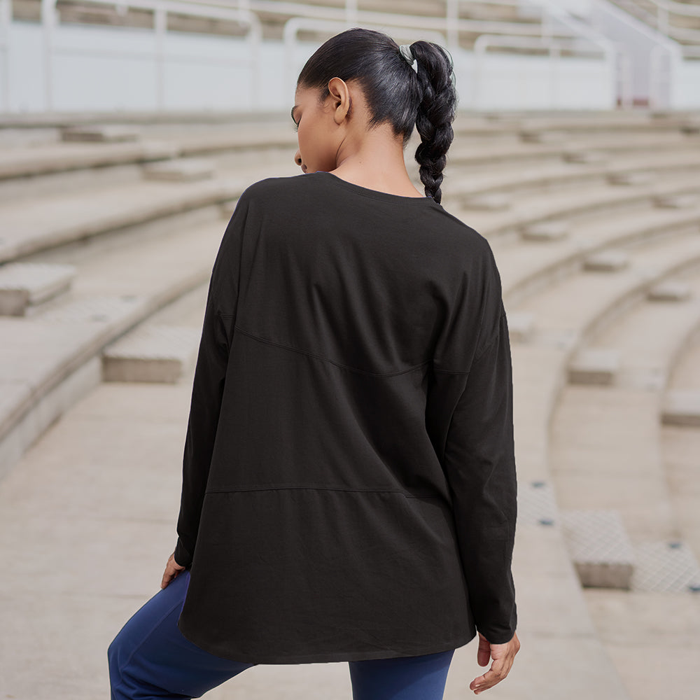 Athleisure Oversized Top in Black