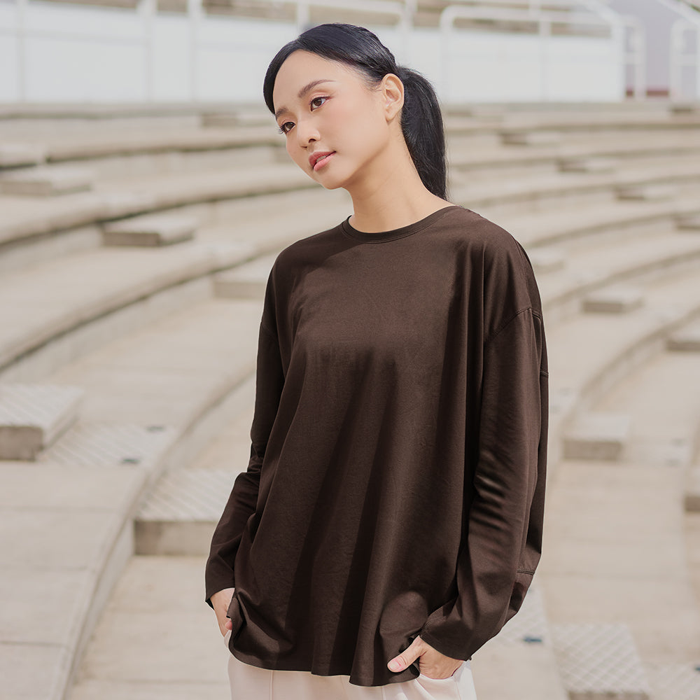 Athleisure Oversized Top in Dark Brown