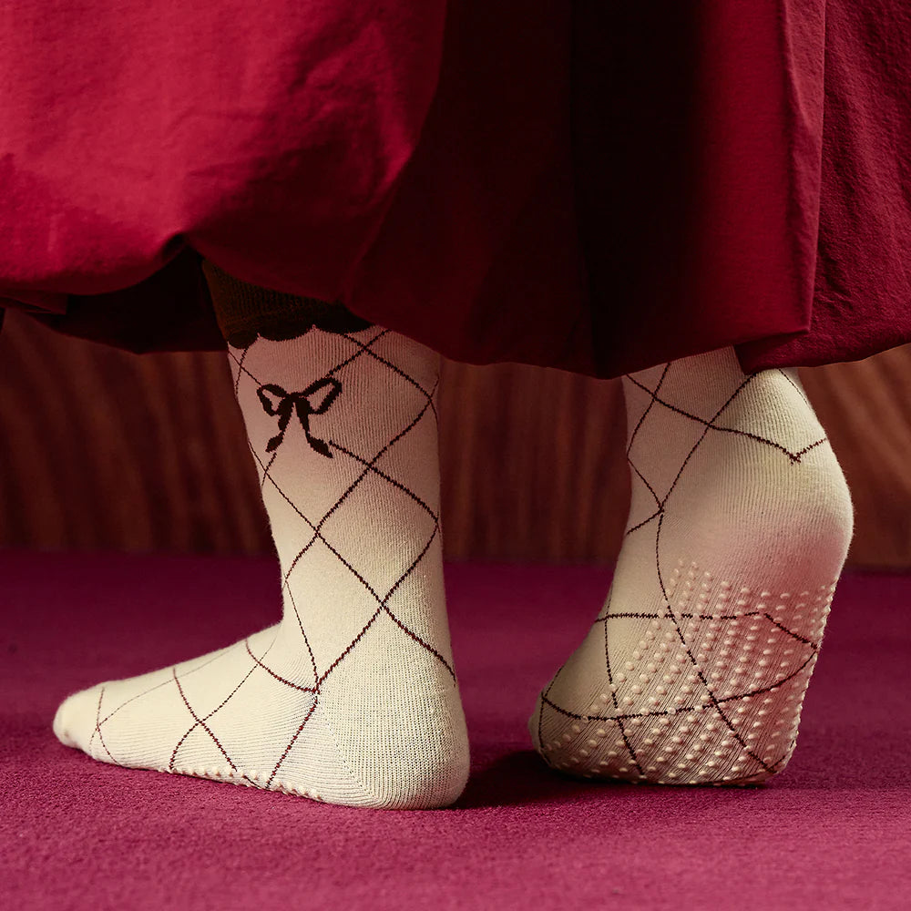 Ribbon Grip socks