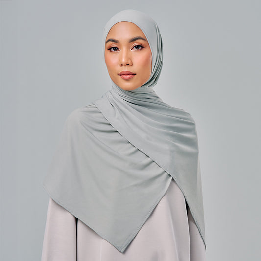 Najwa Sport:  Shawl in Kick