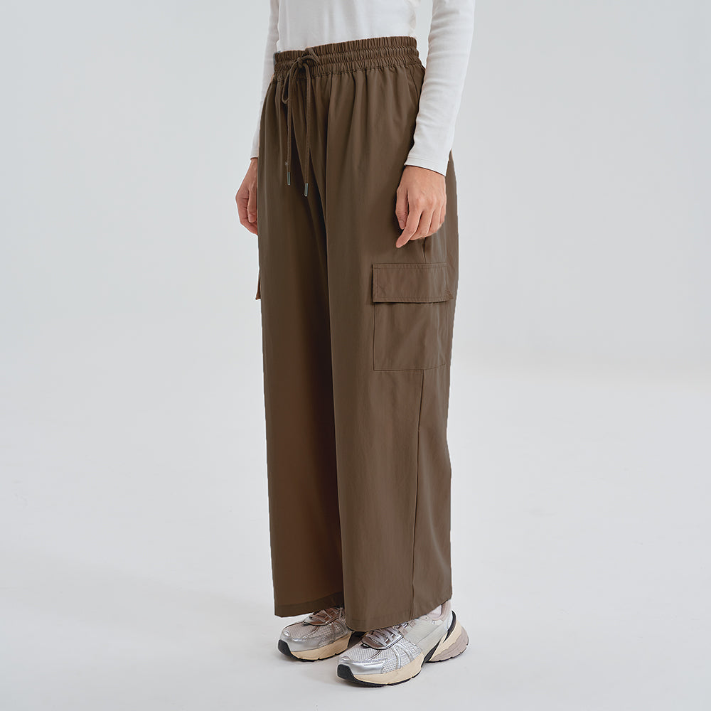 Athleisure Trackpants in Hunter