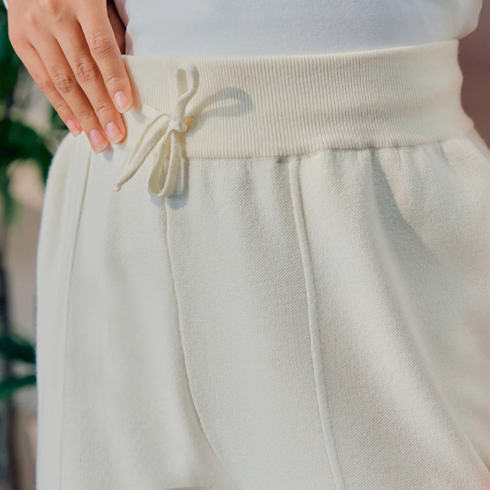 Knitted Pants in Offwhite