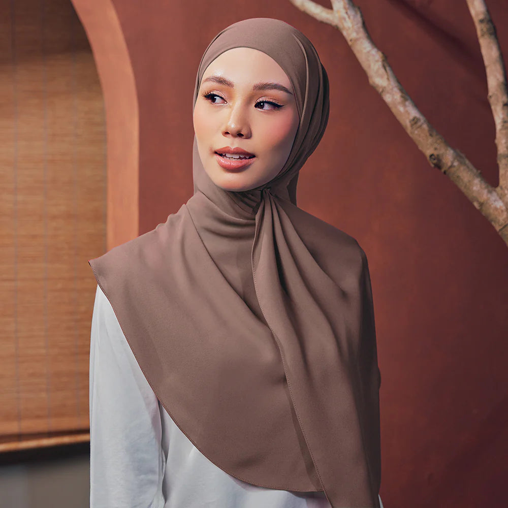 Niya Instant Shawl in Cattail