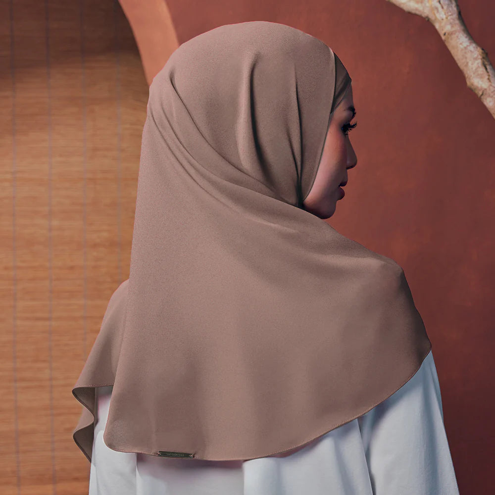 Niya Instant Shawl in Cattail