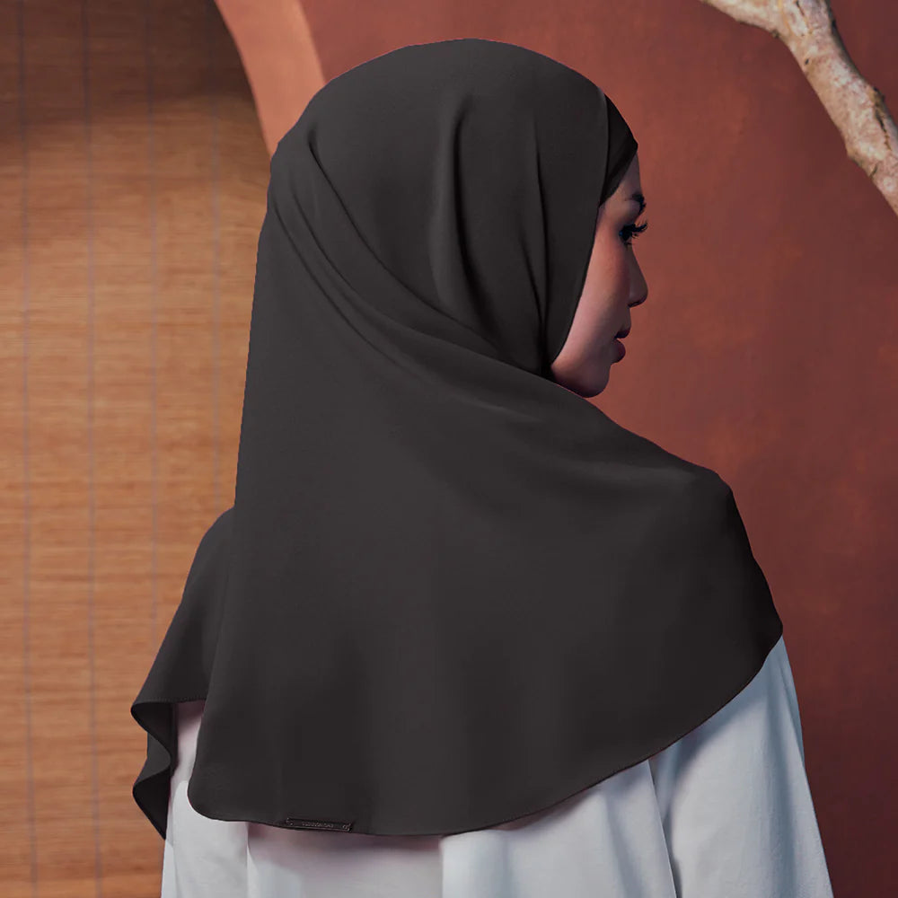 Niya Instant Shawl in Caviar