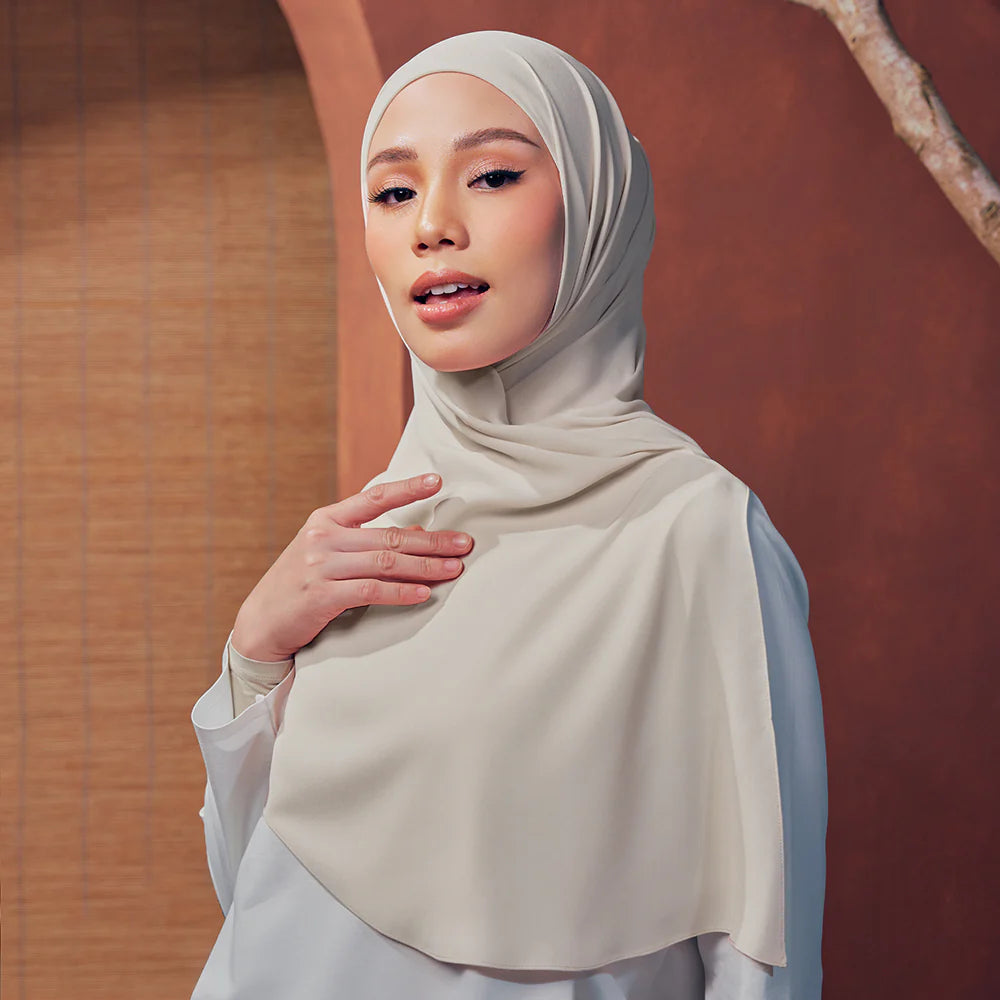 Niya Instant Shawl in Powder