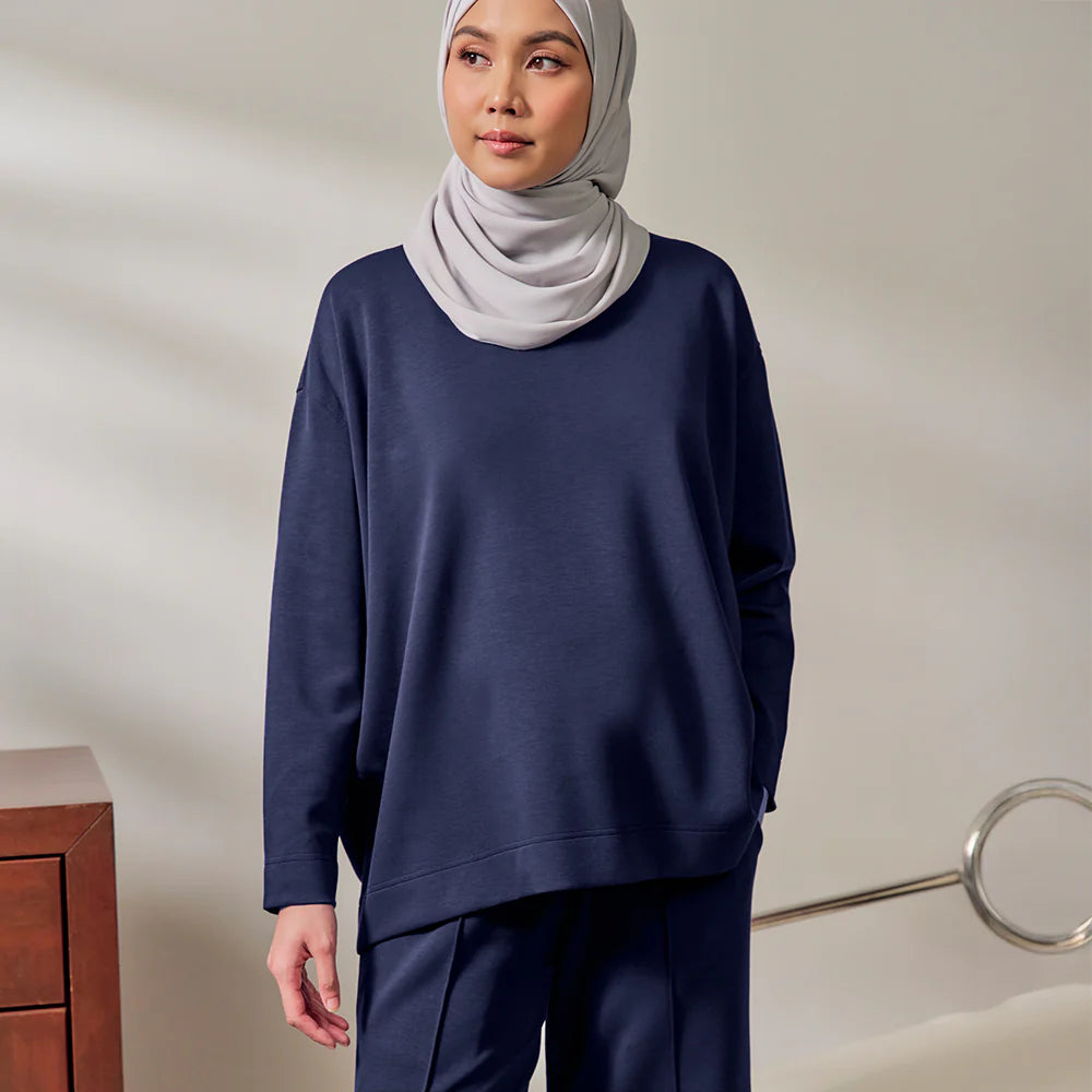 Oversized Sweatshirt in Blueblack