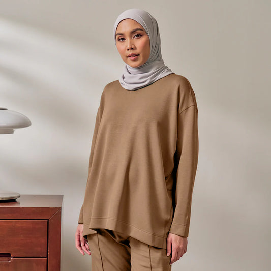 Oversized Sweatshirt in Peanut