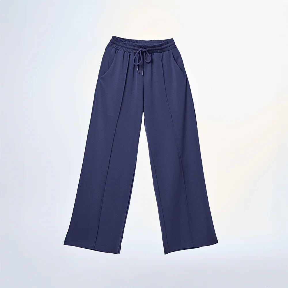 Traveleisure Sweatpants in Blueblack