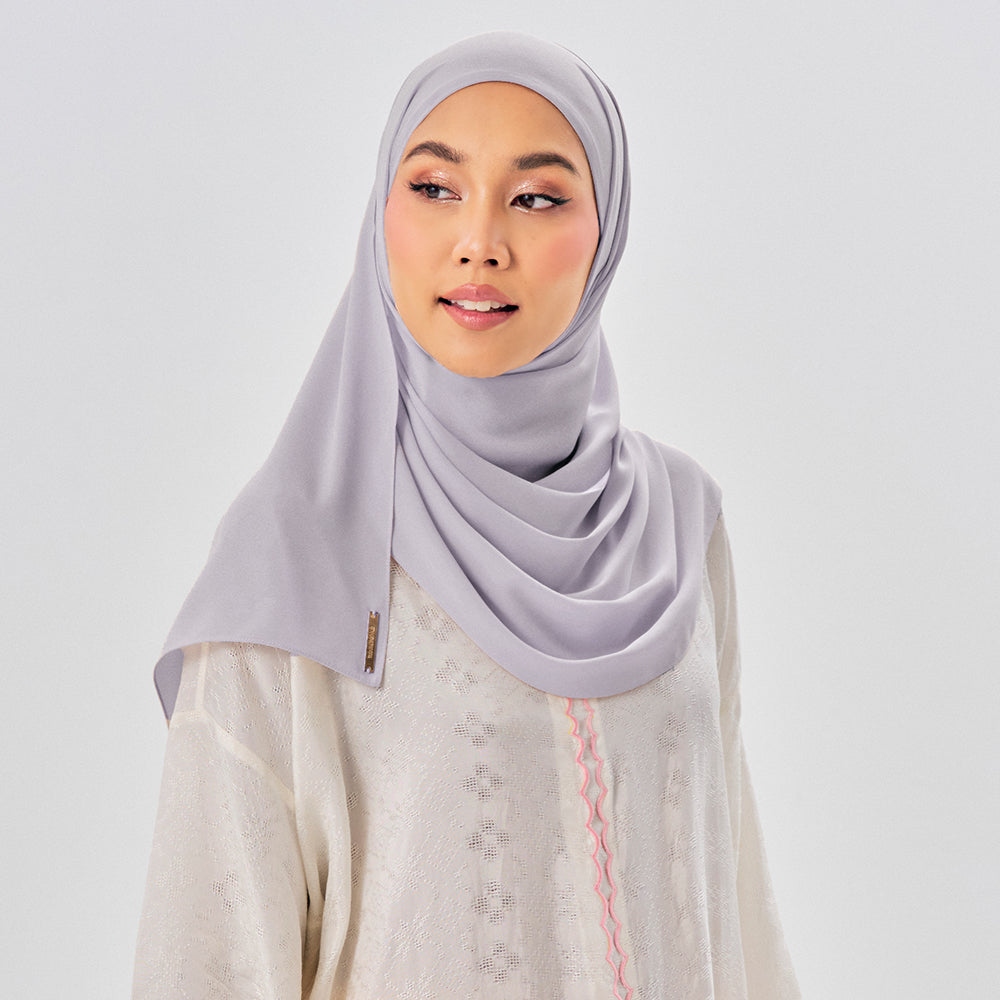 Niya Instant Shawl in Waterfall