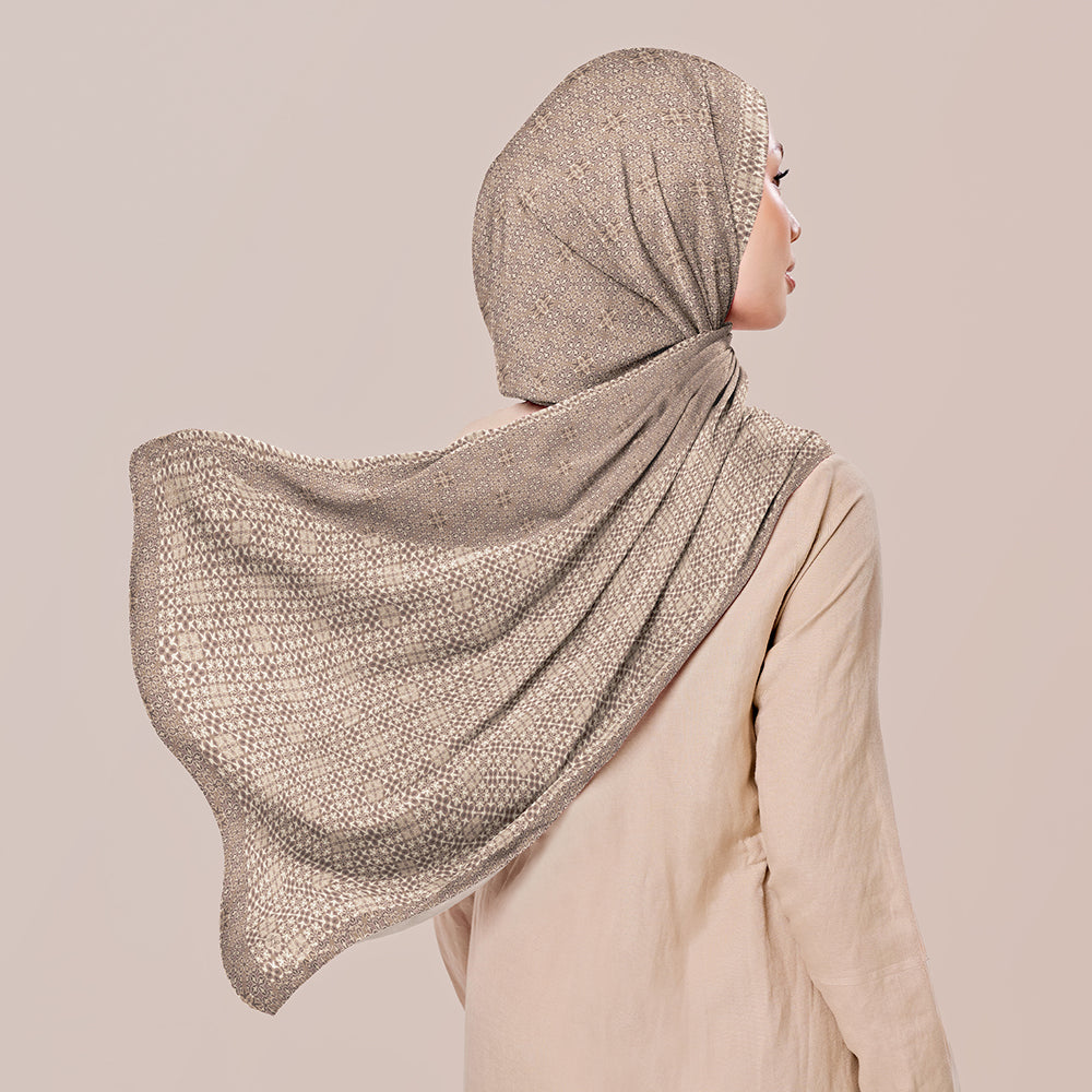 Ikatan Lite in Taupe